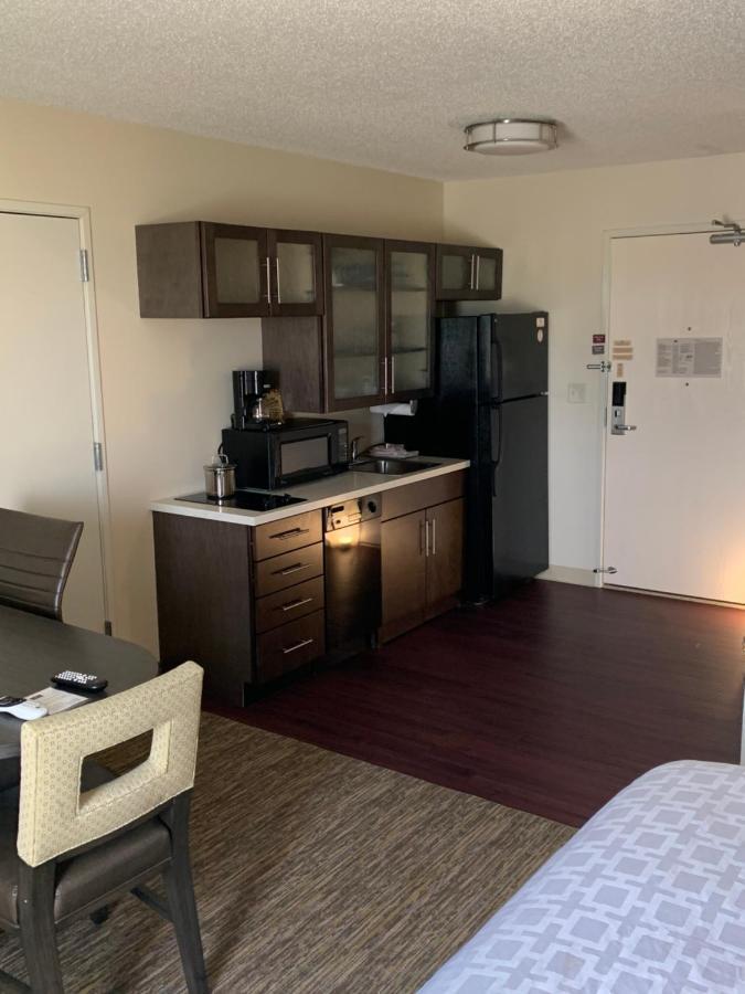 Candlewood Suites Fargo-North Dakota State University By Ihg Exterior photo