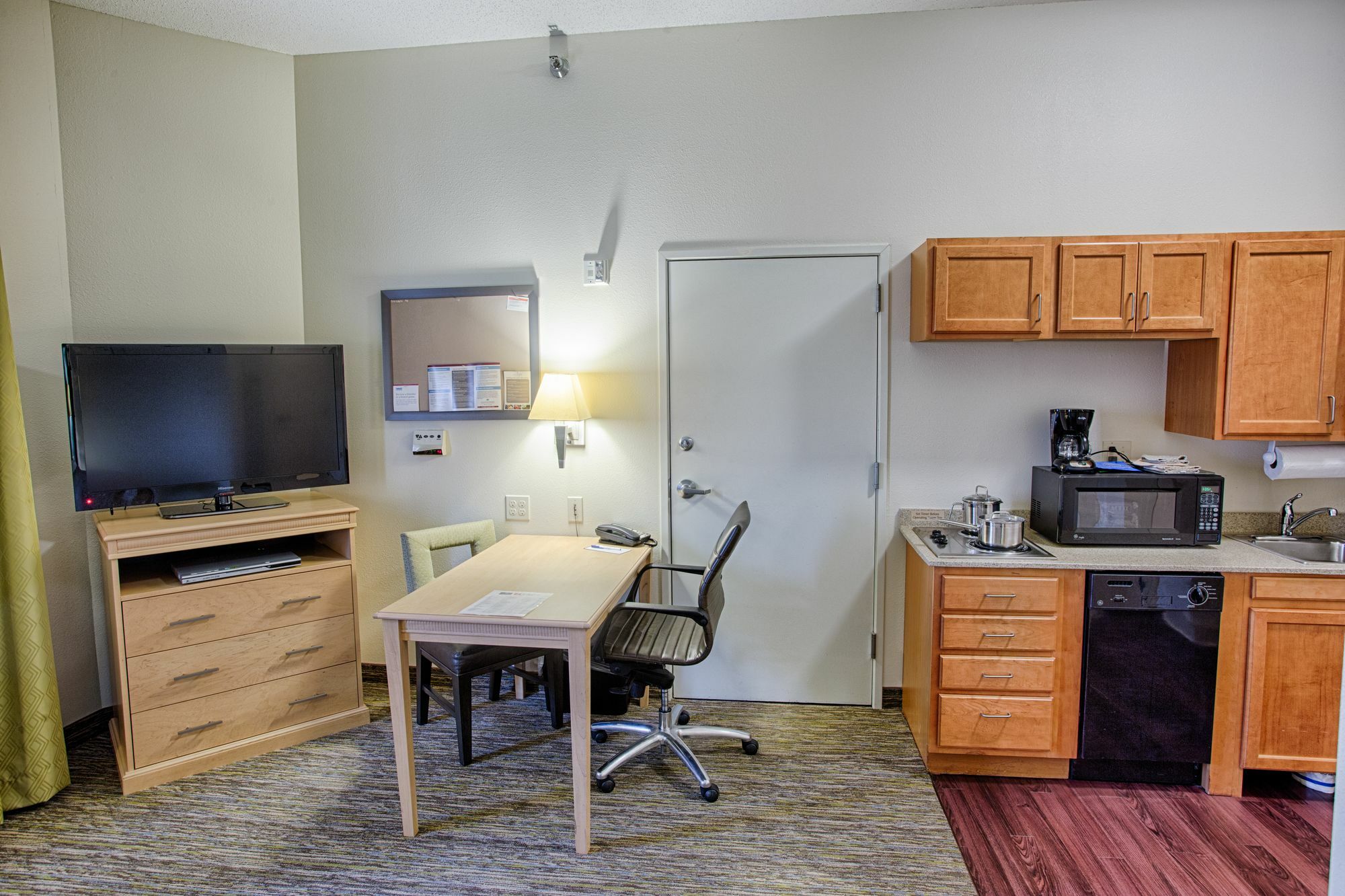 Candlewood Suites Fargo-North Dakota State University By Ihg Exterior photo